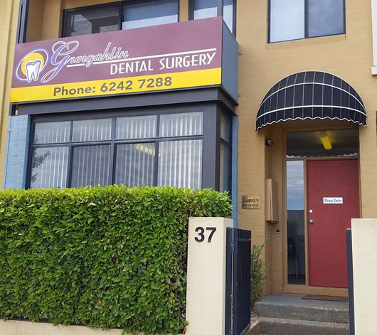 Gungahlin Dental Surgery 诊所入口实景