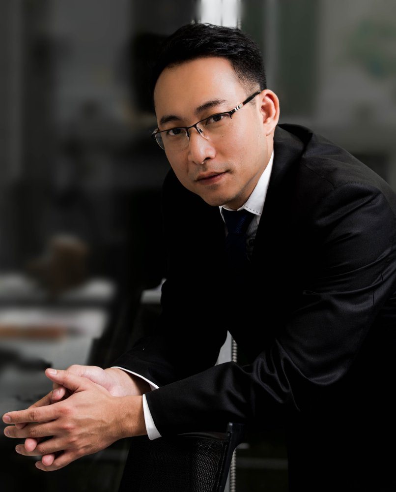 Vizon 官网介绍的管理合伙人 Bing Yu
