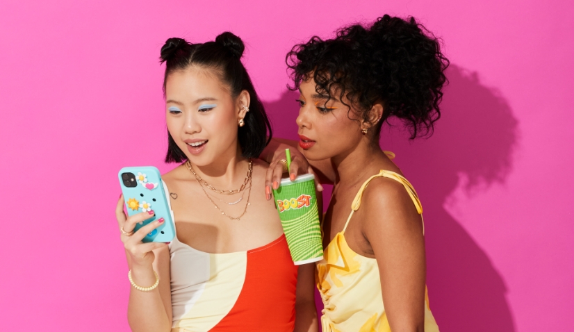 Boost Juice 官网 App 与饮品宣传图